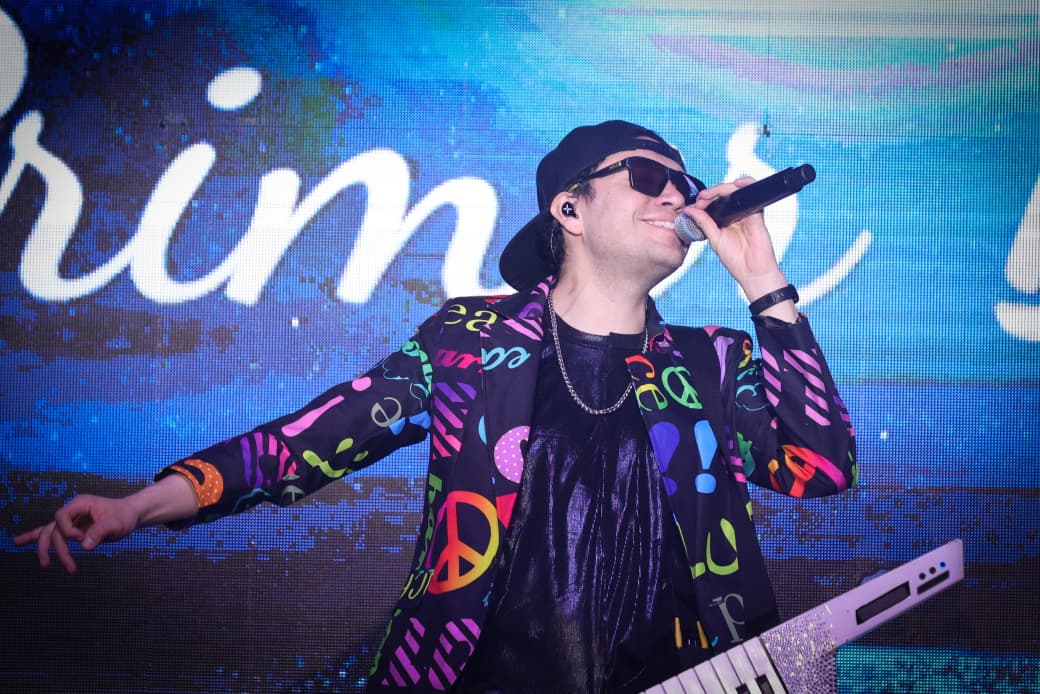 Raymix Enciende “Tlaxcala, La Feria De Ferias 2025” Y Convierte El Teatro Del Pueblo En Una Pista De Baile