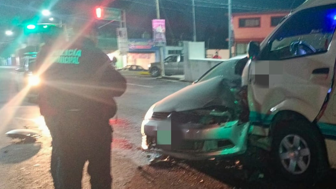 Policía municipal de Tlaxcala pone a disposición del MP a conductor de combi tras accidente en avenida Independencia