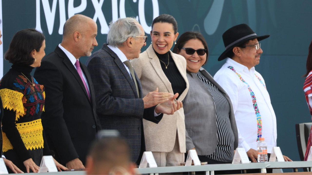 Secretaria de Turismo, Josefina Rodríguez, participa en reconocimiento a personal que enfrentó la emergencia por lluvias