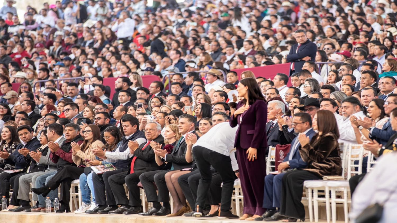 Josefina Rodríguez, Secretaría de Turismo, asiste como representante de la presidenta Claudia Sheinbaum al IV Informe de Tlaxcala