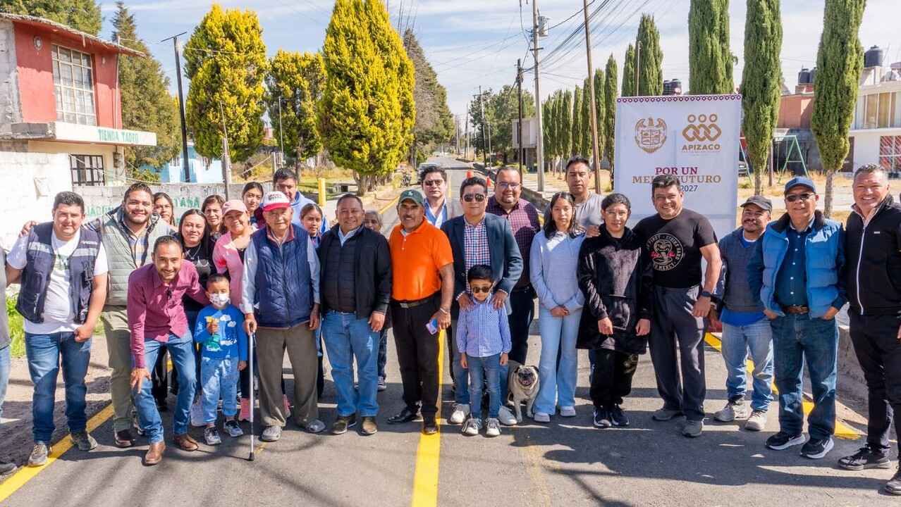Entrega Javier Rivera Bonilla tres calles en San Luis Apizaquito con inversión de 1.6 mdp
