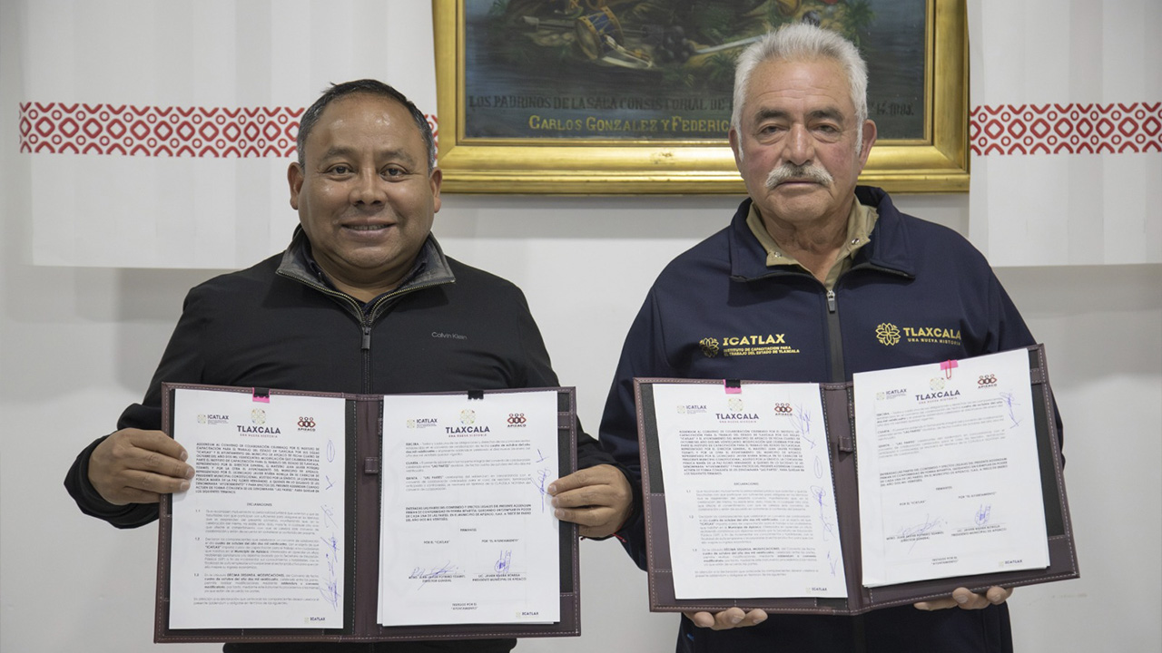 Encabeza Javier Rivera Bonilla firma de convenio entre Apizaco e ICATLAX para fortalecer la capacitación laboral