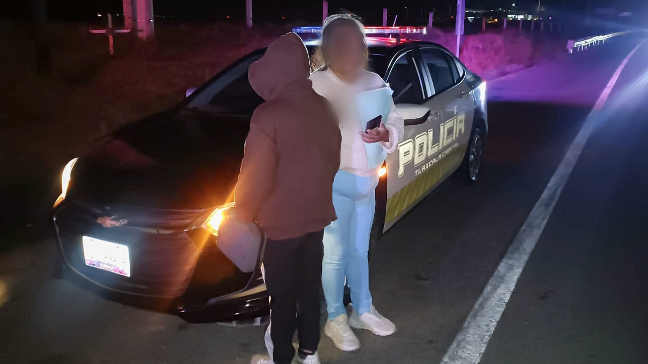 Policía municipal de Tlaxcala brinda acompañamiento para la restitución segura de un menor con reporte de búsqueda