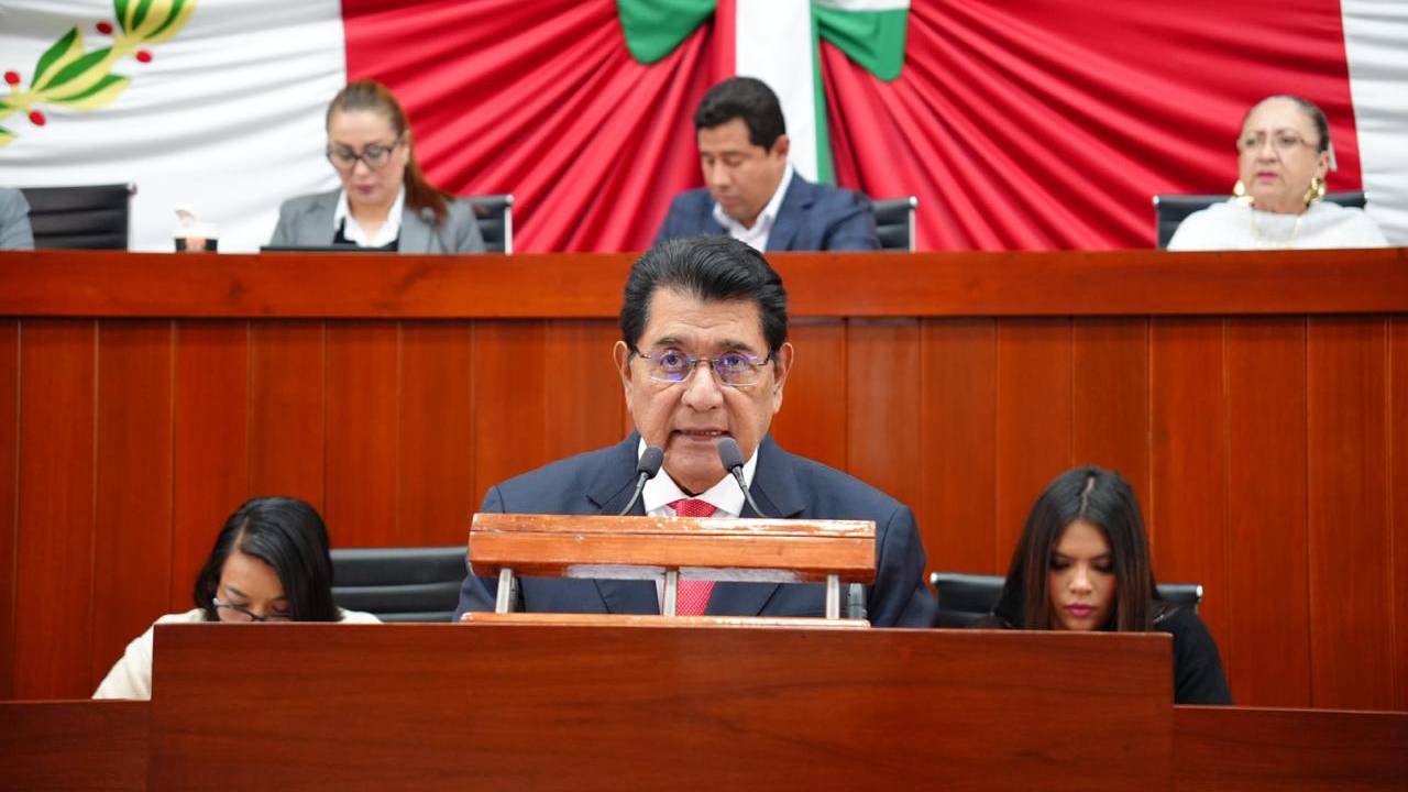 Propone Héctor Ortiz declarar el 28 de mayo como “Día de la Universidad Autónoma de Tlaxcala”