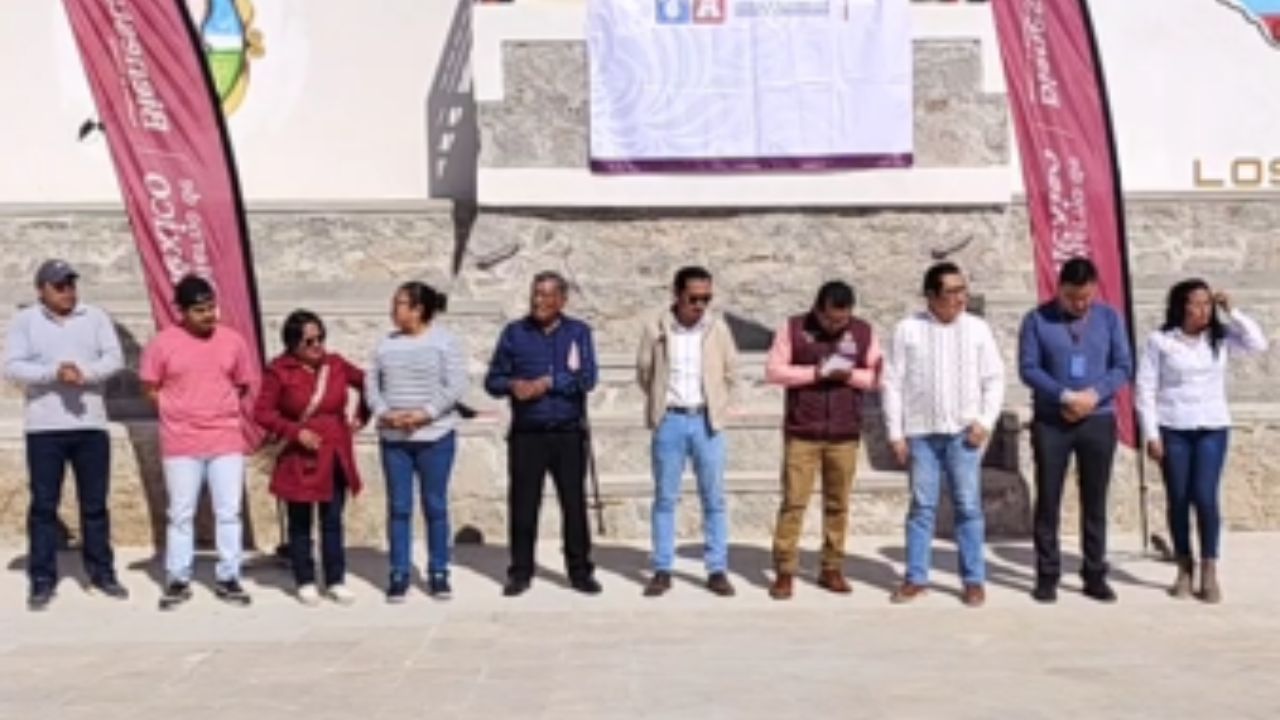 Rehabilitan Plaza Maxixcatzin en San Francisco Ocotelulco con recursos FAIS