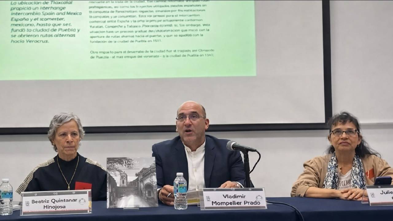 Ayuntamiento de Tlaxcala e INAH presentan obra sobre patrimonio histórico de la capital en la 47 FIL