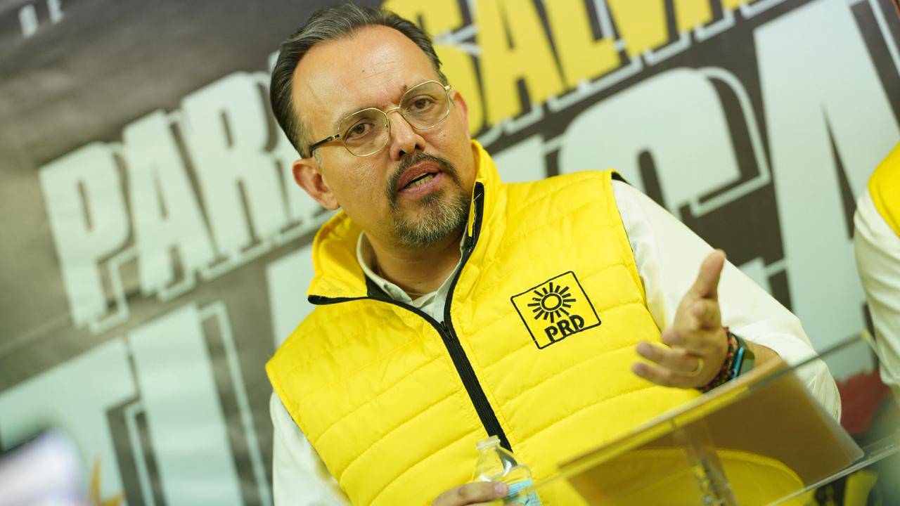 La nueva Ley de Transparencia es un retroceso en derechos ciudadanos: Manuel Cambrón, PRD