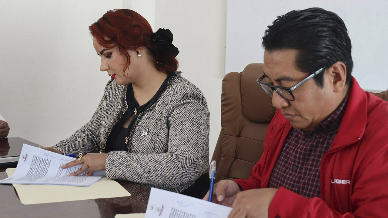 Totolac firma convenio histórico por el bienestar animal