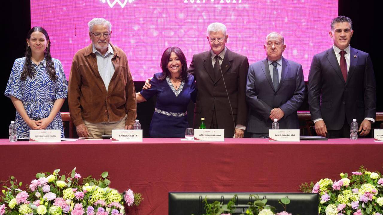 Libro sobre Sánchez Anaya representa una historia de aprendizaje, de ejemplo y de valores que se transmiten entre generaciones: Alfonso Sánchez García