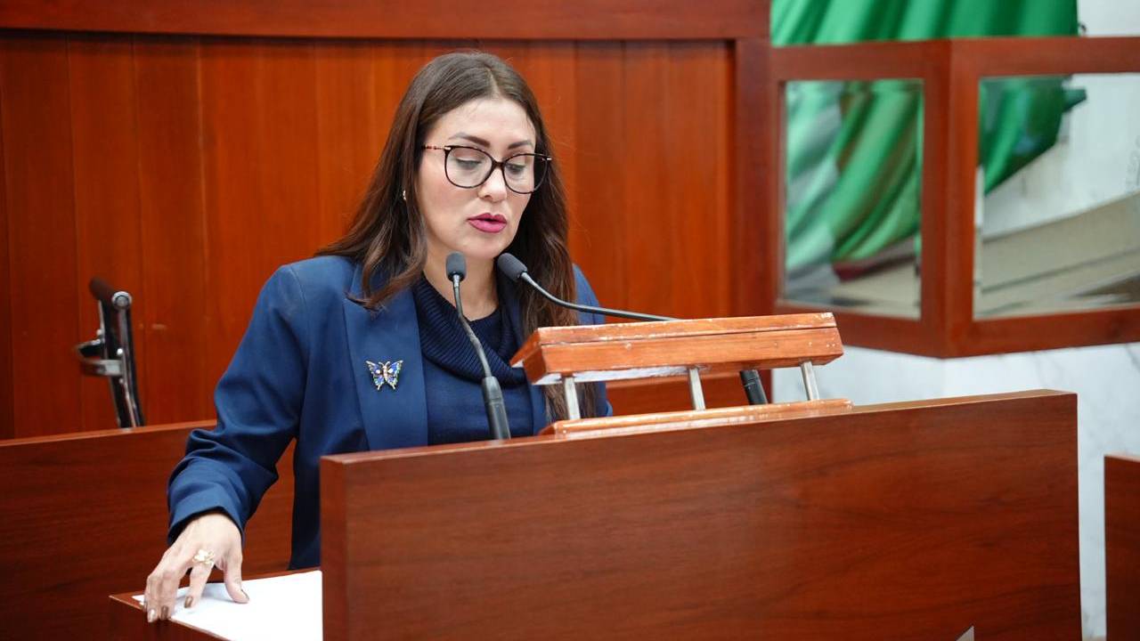 Propone Reyna Flor Báez actualizar requisitos para jueces municipales en Tlaxcala
