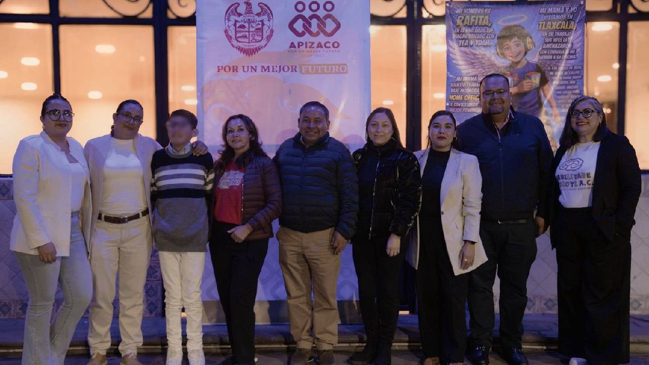 Apizaco ilumina la inclusión en el Día de Concienciación sobre el Autismo