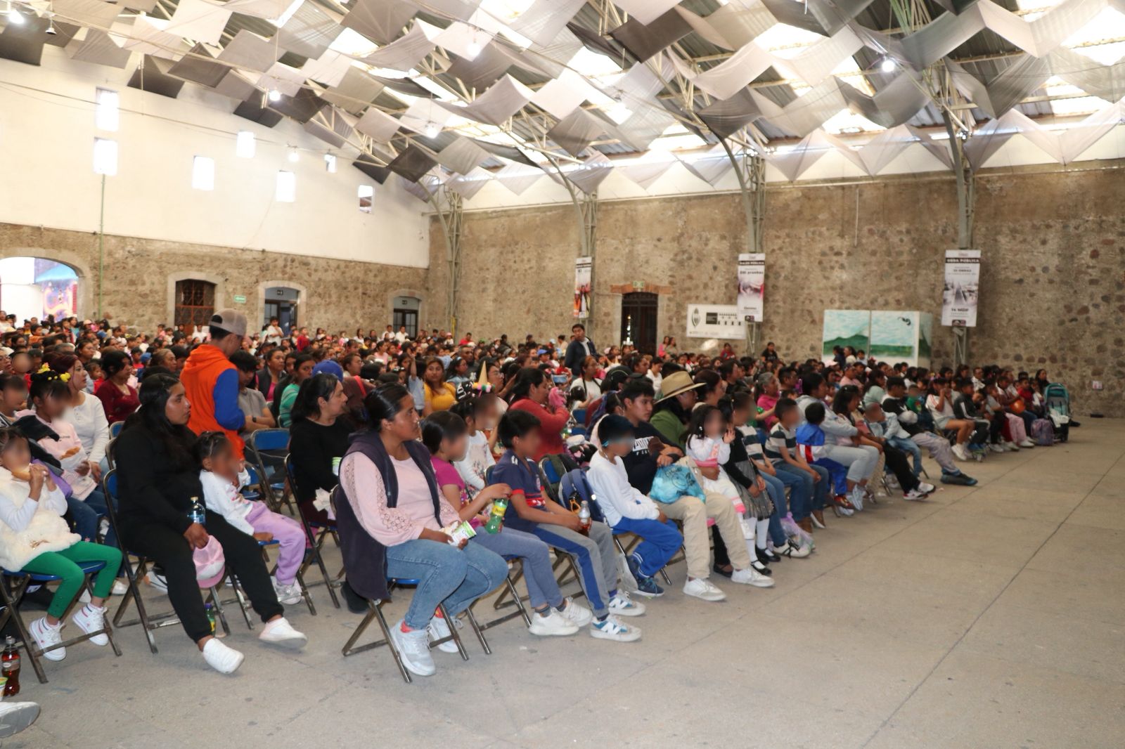 Más de 1,500 niñas y niños celebran el Día de la Niñez en Ixtenco