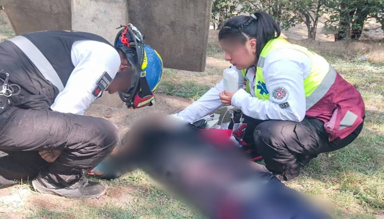 Atención oportuna de policías municipales y protección civil de la capital salvaguarda a joven en parque Tlahuicole