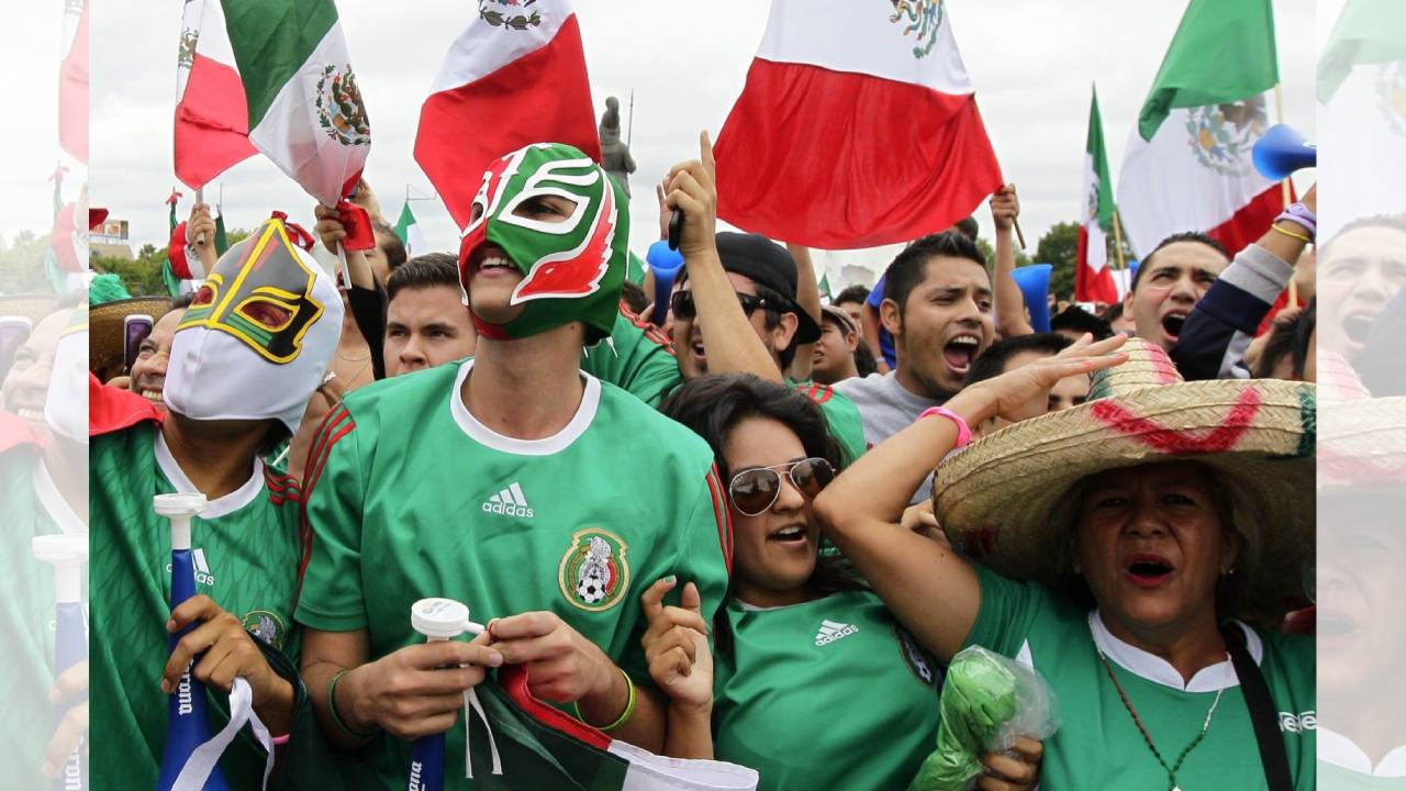 México 2 - 0 Ecuador