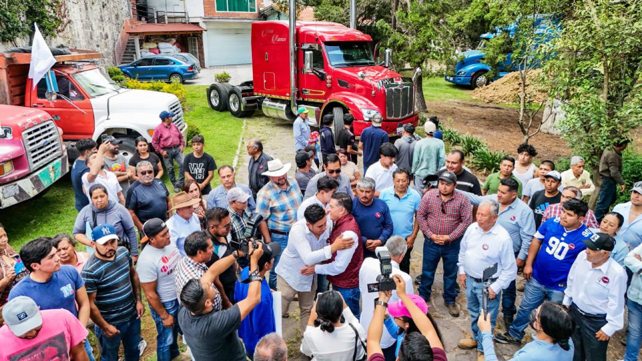 Transportistas de Tlaxcala expresan respaldo a Alfonso Sánchez García