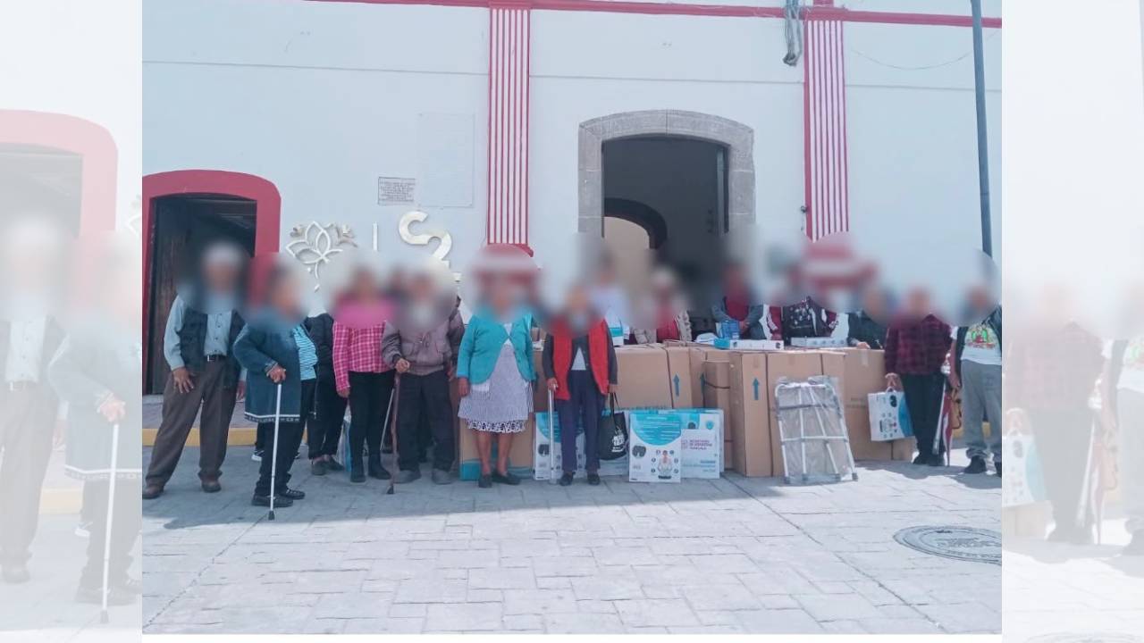 Con trabajo coordinado y gestión, SMDIF Ixtenco acercar apoyos a quienes mas lo necesitan