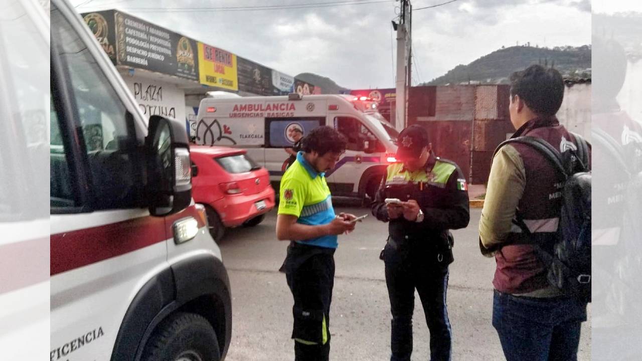 Policía Municipal y de Protección Civil de Tlaxcala junto con el CRUM brindan atención tras atropellamiento de menos en Tizatlán