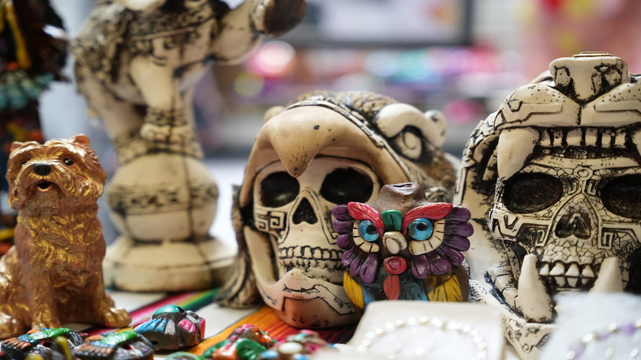 Arranca Mercado de Artesanos de la Capital con la temporada artesanal de Día de Muertos y Navidad