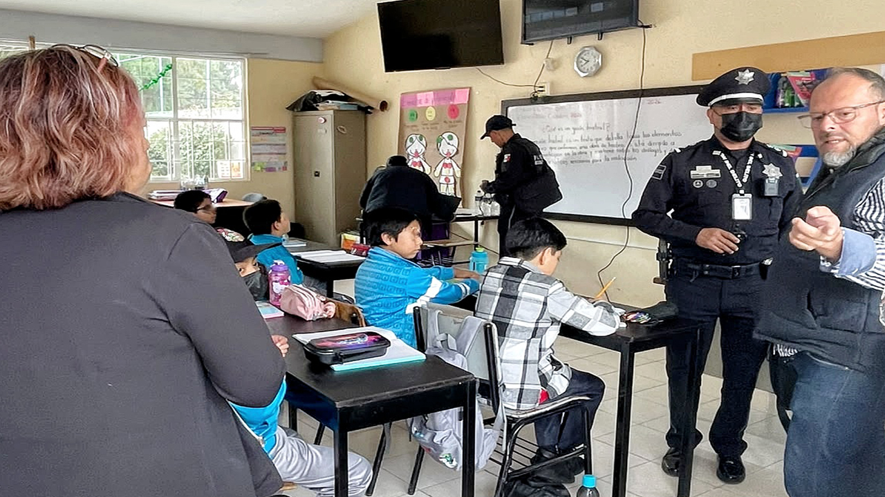 Acerca Gobierno Municipal de Tlaxcala herramientas de prevención a estudiantes de Tlapancalco