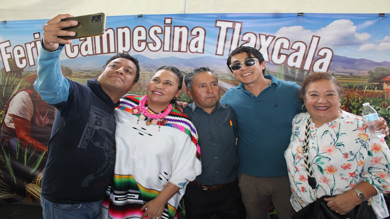 Construyendo unidad desde el territorio Ana Lilia Rivera Rivera